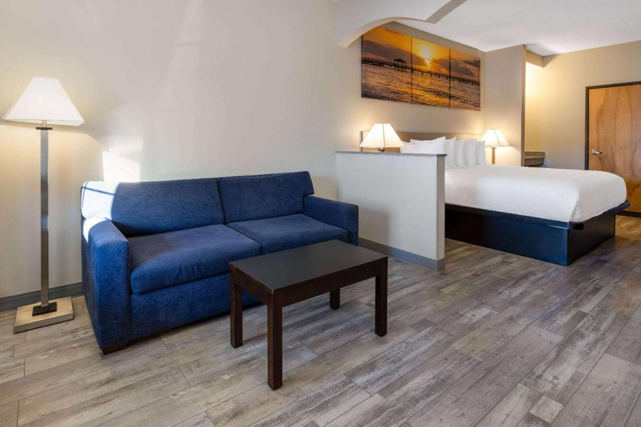 Days Inn & Suites By Wyndham Cherry Hill - Philadelphia Экстерьер фото
