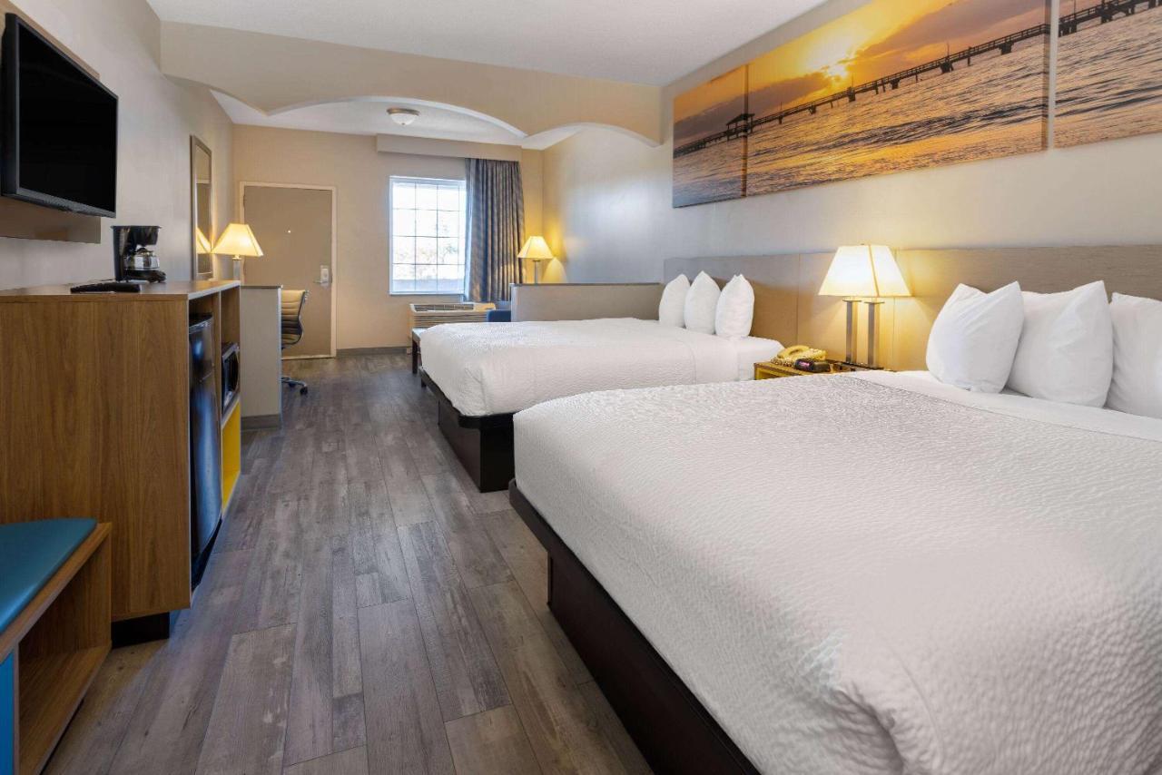 Days Inn & Suites By Wyndham Cherry Hill - Philadelphia Экстерьер фото